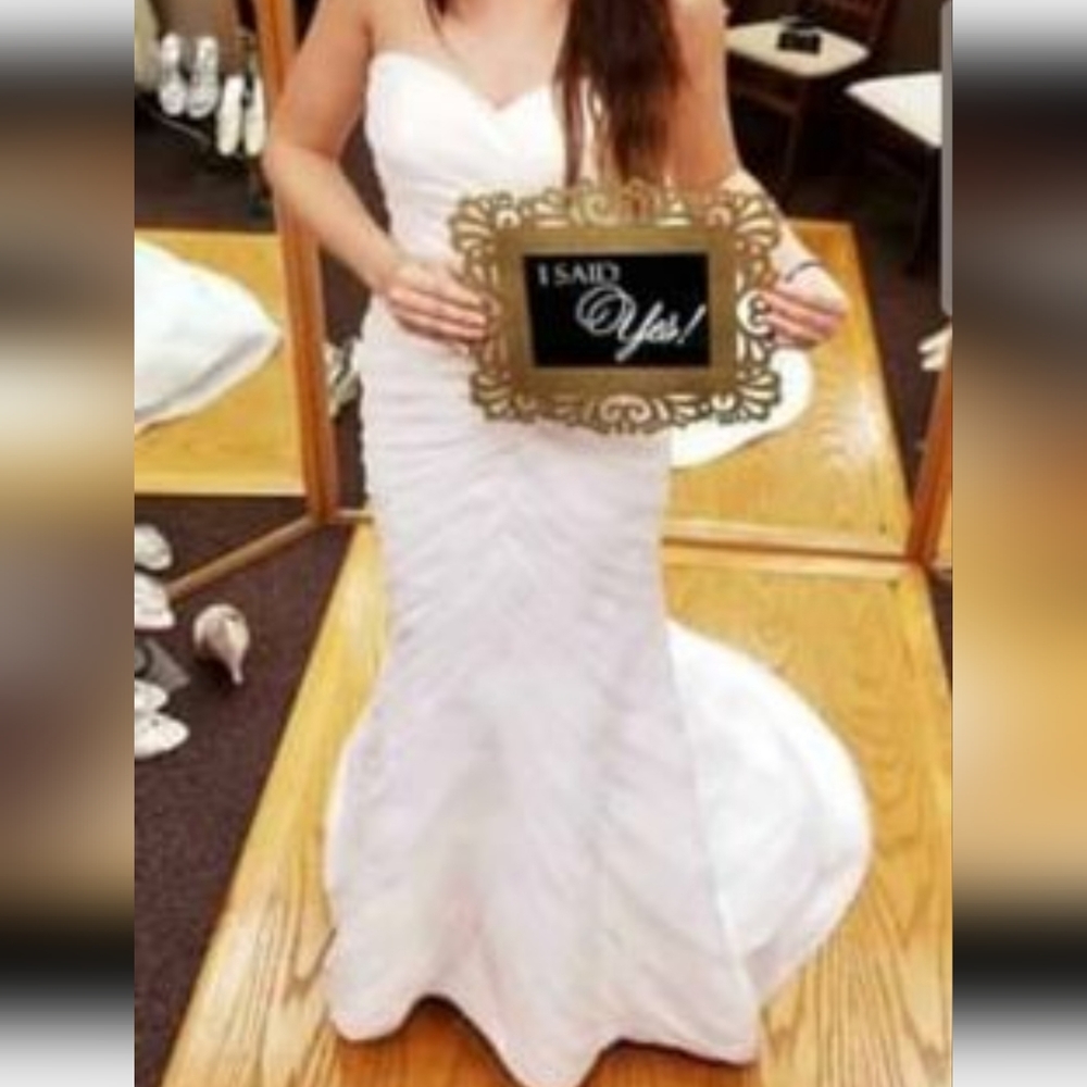 Wedding dress
